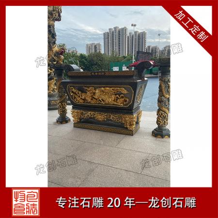 如何根據寺院空間選擇大小合適的石雕香爐？
